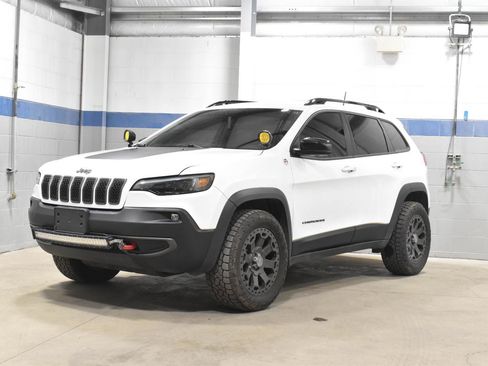 Used 2022 Jeep Cherokee Trailhawk AWD/4WD image 6