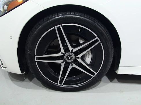 Certified 2024 Mercedes-Benz C 300 4MATIC Sedan image 19