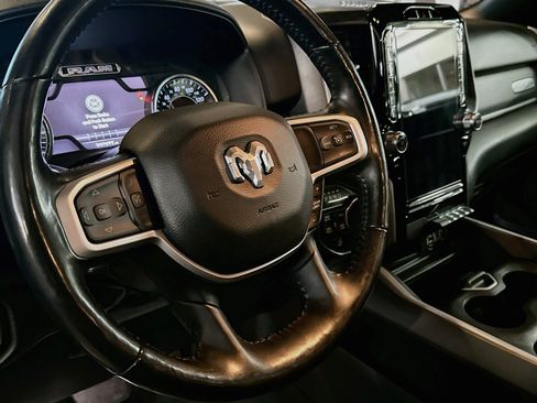 Used 2020 RAM 1500 Big Horn AWD/4WD image 18