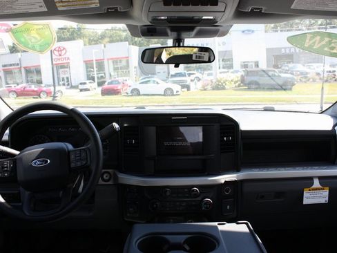 New 2026 Ford F250 XL w/ XL Chrome Package image 16