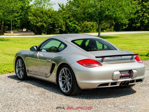 Used 2012 Porsche Cayman R image 3