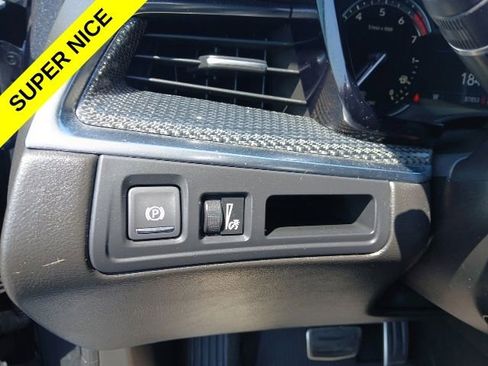 Used 2020 Cadillac XT5 Sportv w/ LPO, Floor Liner Package AWD/4WD image 40