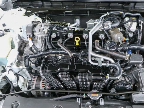 Used 2021 Nissan Altima 2.5 SR FWD image 28