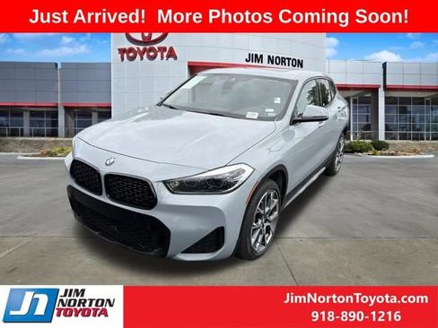 Used 2022 BMW X2 xDrive28i w/ Edition Package AWD/4WD image 2