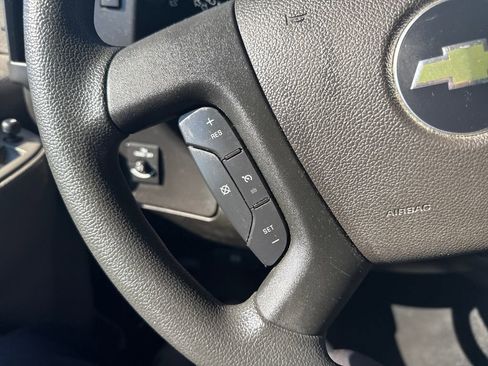 Used 2023 Chevrolet Express 2500 w/ Driver Convenience Package image 29