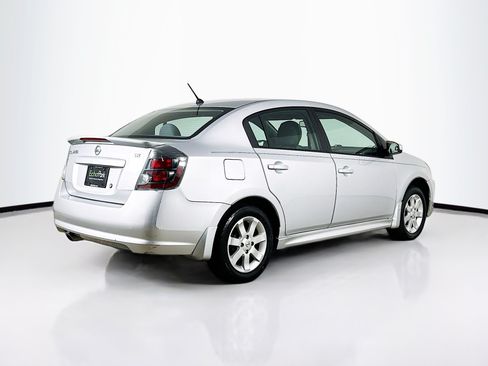 Used 2012 Nissan Sentra 2.0 SR FWD image 9