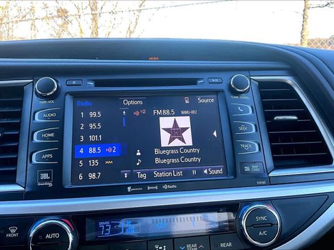 Used 2016 Toyota Highlander Limited image 34