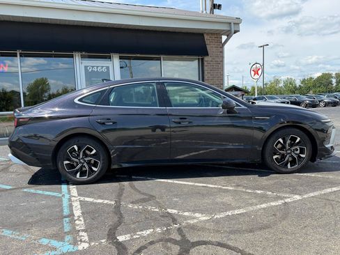 Used 2025 Hyundai Sonata SEL FWD image 6