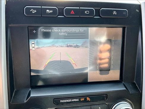 Used 2018 Ford F150 Lariat w/ Equipment Group 502A Luxury AWD/4WD image 21