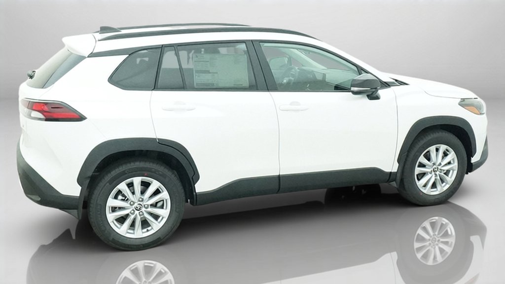 New 2026 Toyota Corolla Cross LE w/ Moonroof Package FWD image 8