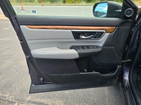 Used 2017 Honda CR-V EX-L image 10