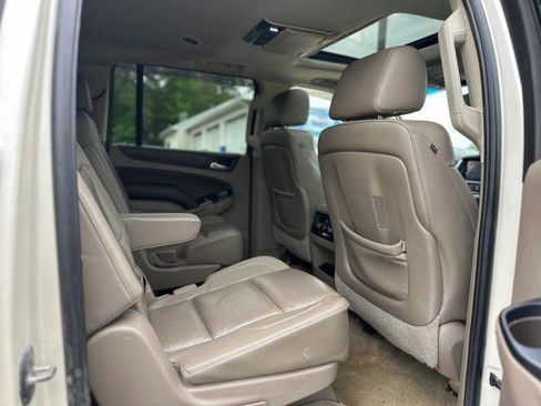 Used 2015 Chevrolet Suburban LTZ AWD/4WD image 10