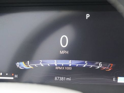 Used 2023 Jeep Grand Cherokee L Limited RWD image 42