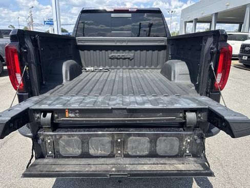 Used 2023 GMC Sierra 1500 AT4 w/ AT4 Premium Package AWD/4WD image 13