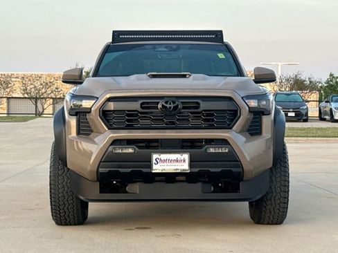 Used 2026 Toyota Tacoma TRD Sport RWD image 2