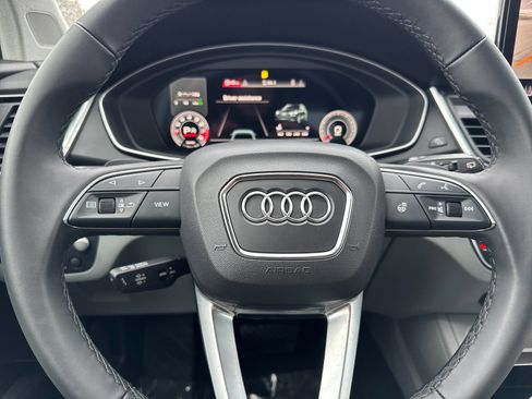 Used 2021 Audi Q5 Prestige w/ Prestige Package image 23