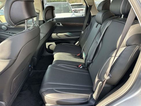 Certified 2026 Genesis GV80 2.5T Advanced AWD/4WD image 18