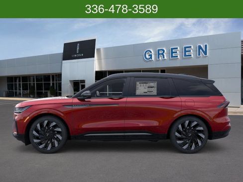 New 2026 Lincoln Nautilus Reserve w/ Jet Appearance Package AWD/4WD image 3