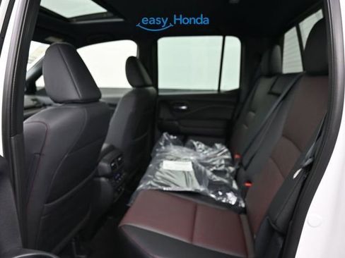 Used 2025 Honda Ridgeline Black Edition image 18