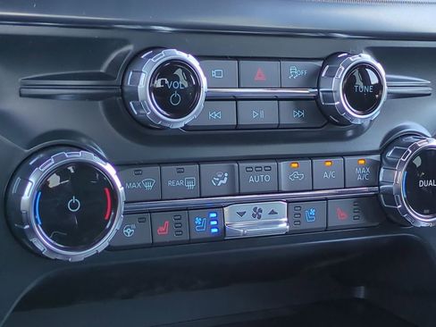 New 2025 Ford F150 Platinum w/ Equipment Group 702A High image 29