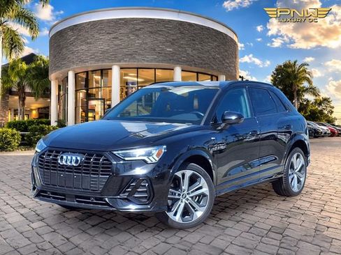 Used 2022 Audi Q3 2.0T Premium Plus w/ Premium Plus Package image 1