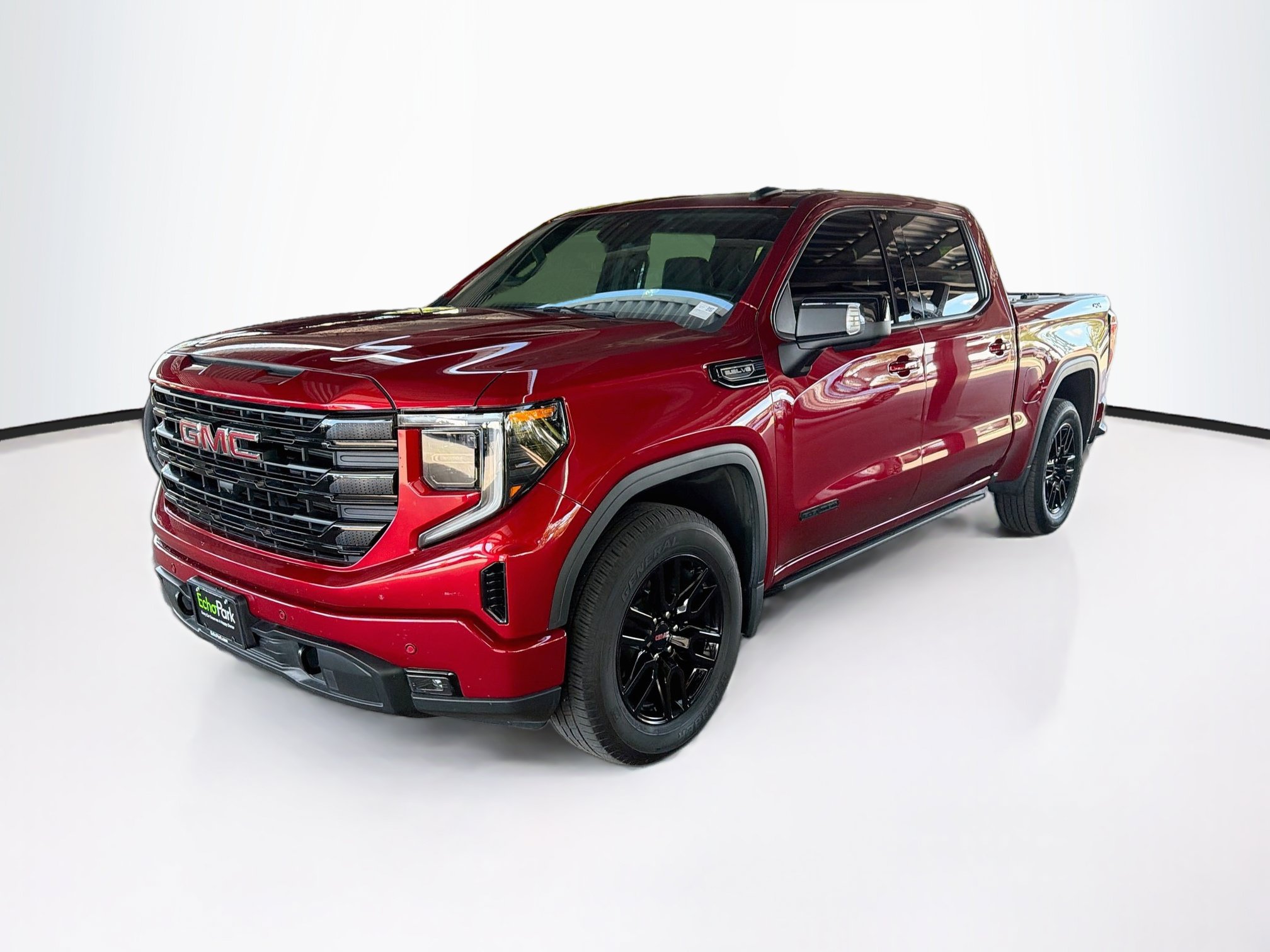 Used 2024 GMC Sierra 1500 Elevation w/ Elevation Premium Package AWD/4WD image 3
