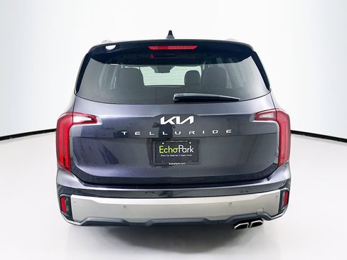 Used 2025 Kia Telluride S FWD image 7
