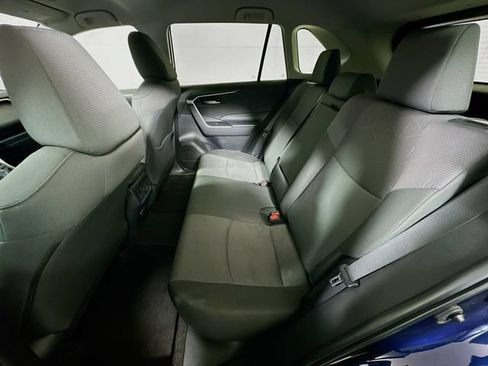 Certified 2025 Toyota RAV4 XLE FWD image 22