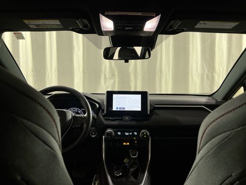 Used 2023 Toyota RAV4 SE w/ Weather & Moonroof Package image 17