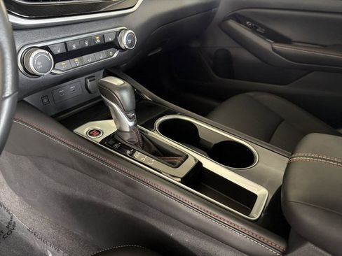 Used 2024 Nissan Altima 2.5 SR w/ SR Premium Package FWD image 15