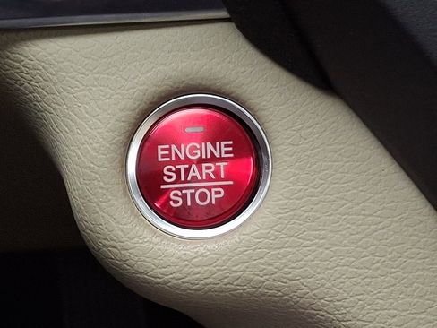 Used 2020 Acura MDX w/ Technology Package image 25