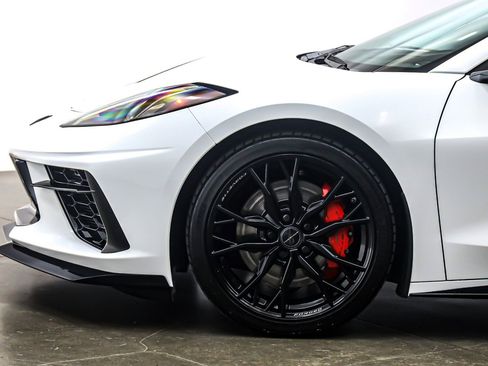 Used 2023 Chevrolet Corvette 2dr Stingray Cpe w/ Z51 Performance Package image 9