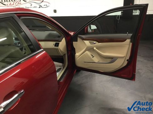 Used 2011 Cadillac CTS Luxury AWD/4WD image 40