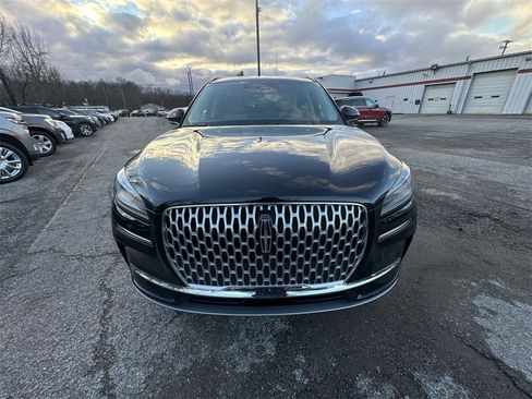 Used 2025 Lincoln Corsair FWD w/ Equipment Group 101A image 27