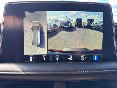 Used 2023 Chevrolet Tahoe Z71 w/ Luxury Package AWD/4WD image 44