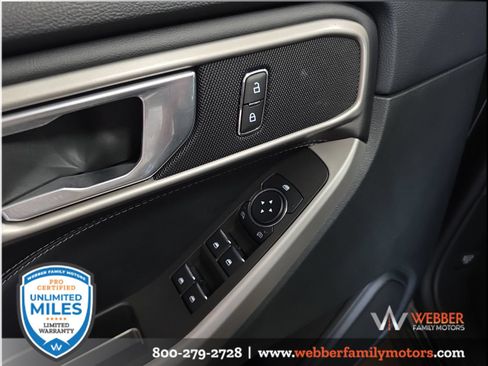 Used 2024 Ford Explorer XLT w/ Equipment Group 202A AWD/4WD image 13