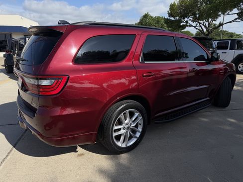 Used 2023 Dodge Durango R/T RWD image 6