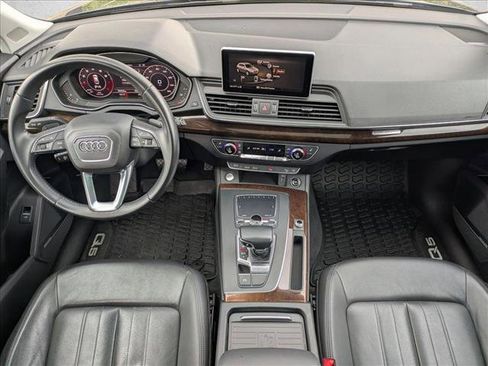 Used 2020 Audi Q5 2.0T Premium Plus w/ Premium Plus Package image 18