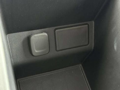 Used 2025 Chevrolet Blazer LT AWD/4WD image 27