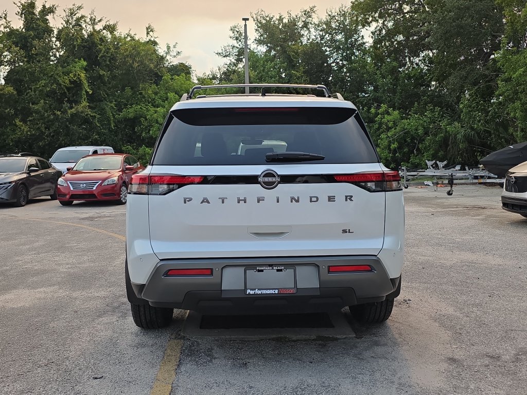 New 2026 Nissan Pathfinder SL FWD image 7