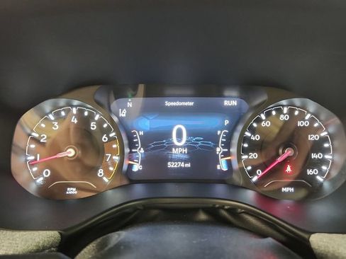 Used 2024 Jeep Compass Latitude AWD/4WD image 11