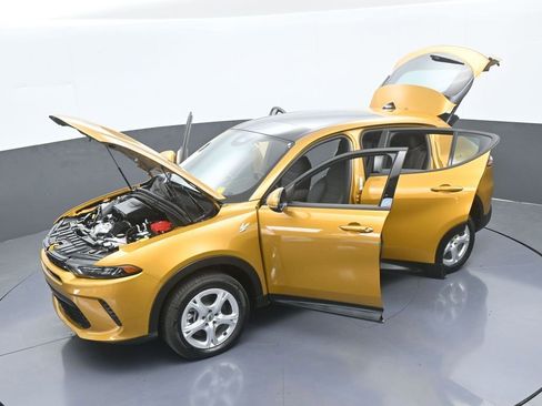 Used 2024 Dodge Hornet GT image 63