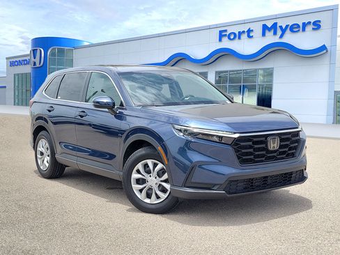 Used 2025 Honda CR-V LX image 1