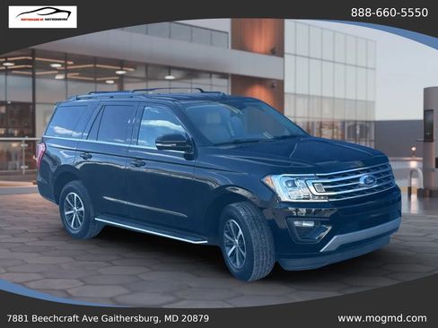 Used 2019 Ford Expedition XLT w/ Equipment Group 202A RWD image 3