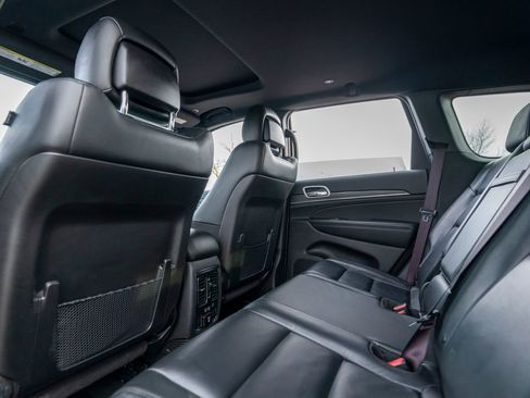 Used 2021 Jeep Grand Cherokee Limited image 41