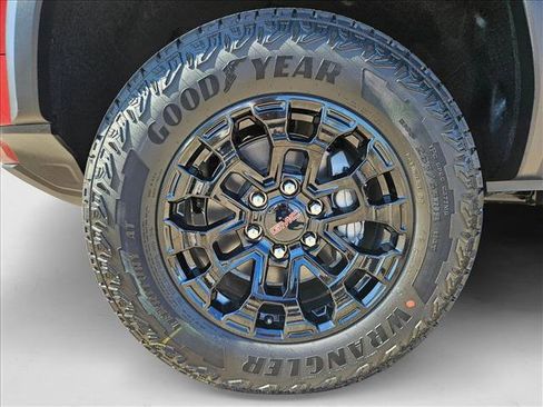 New 2026 GMC Canyon Elevation w/ Convenience Package image 10