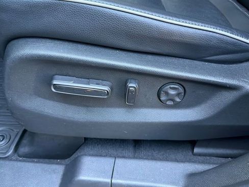Used 2023 Honda Odyssey Elite image 13
