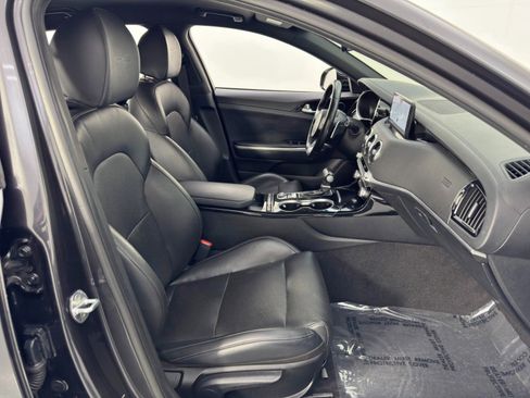 Used 2022 Kia Stinger GT-Line image 14