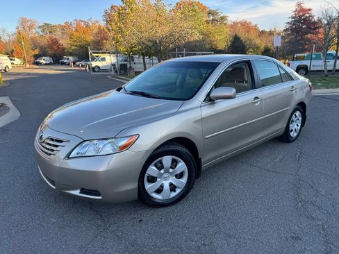 Used 2007 Toyota Camry LE image 24