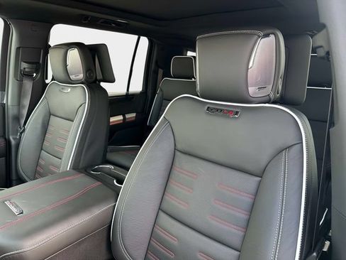 New 2026 GMC Yukon XL AT4 Ultimate AWD/4WD image 20
